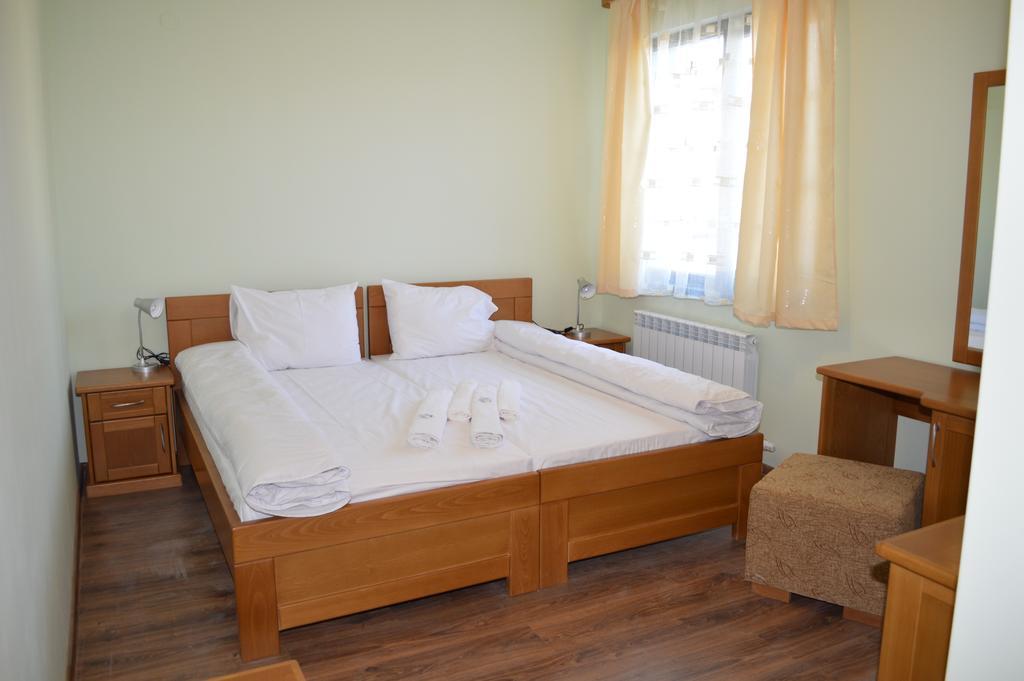 De-Yan Guest House Oreshak  Oda fotoğraf